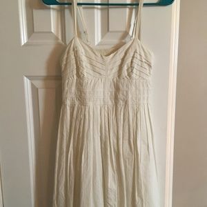 BCBG White 100% Cotton Dress (Size 6, rarely worn)